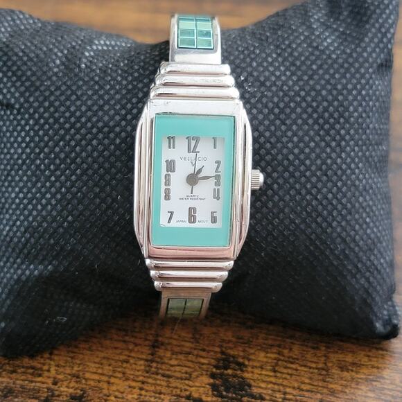 Vintage Watches Vellaccio Green Enamel Dial Quartz Ladies Watch Japan Movt - Picture 2 of 10